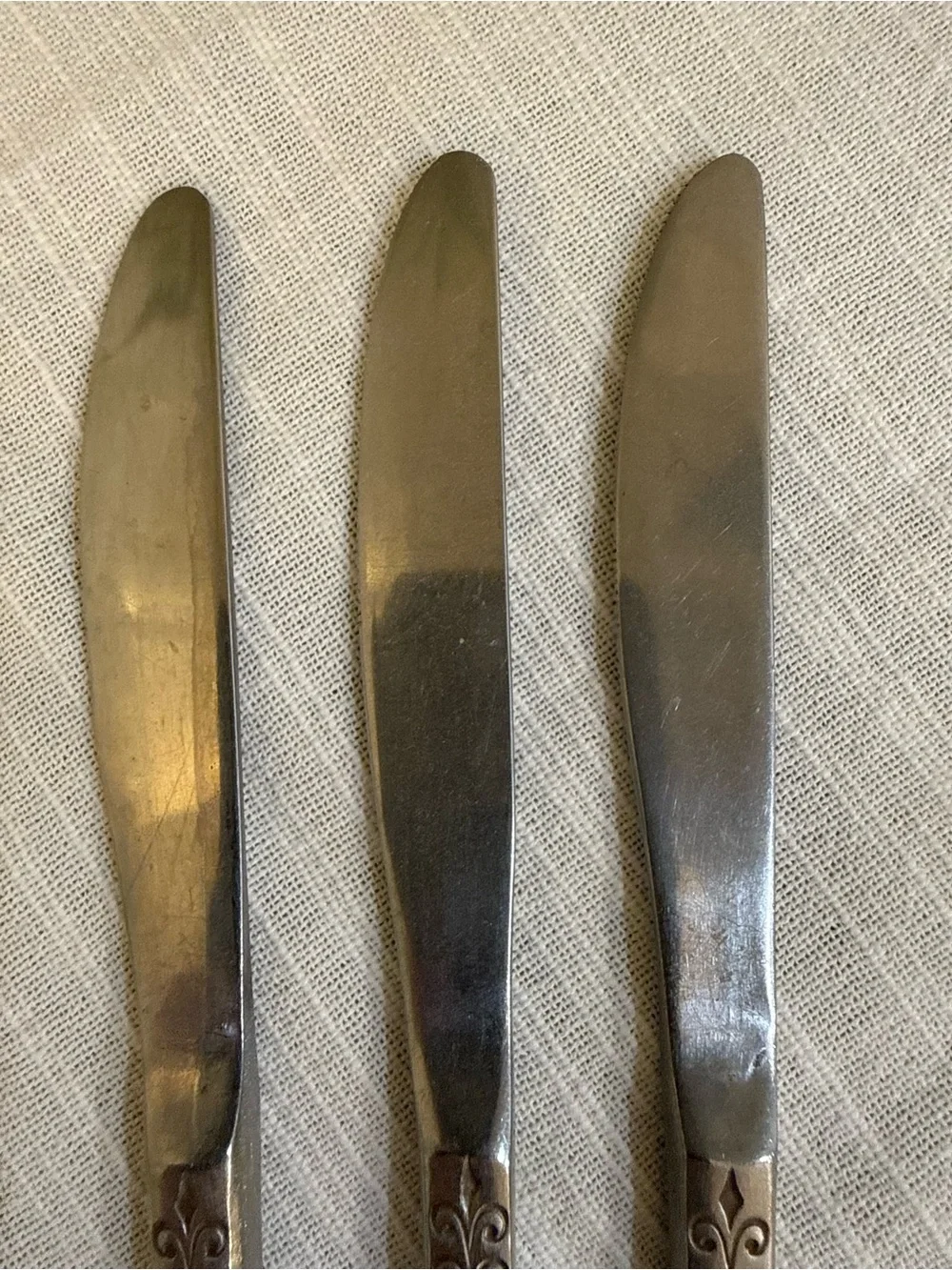 Interpur Japan MCM Stainless Dinner Knives Hearts Wood Handles Set of 3